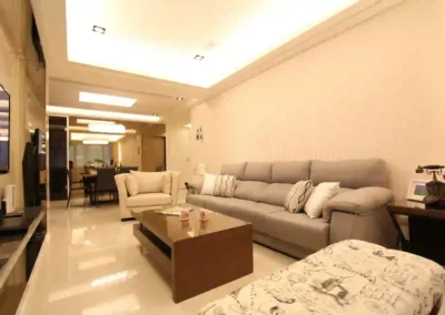 新北市新莊區五權一路 何公館